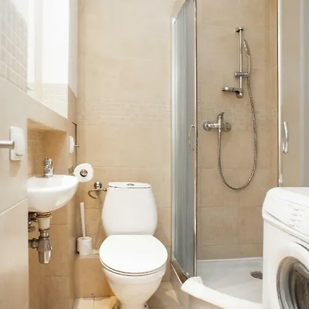 Apartment Downtown Swietokrzyska By Renters *