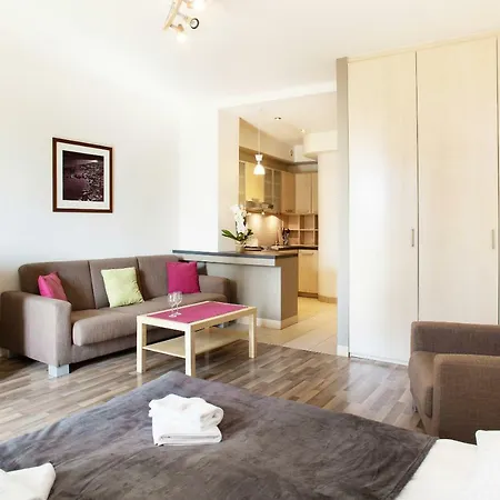 Апартаменты Downtown Swietokrzyska By Renters *