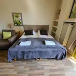 Downtown Swietokrzyska By Renters Apartmán *
